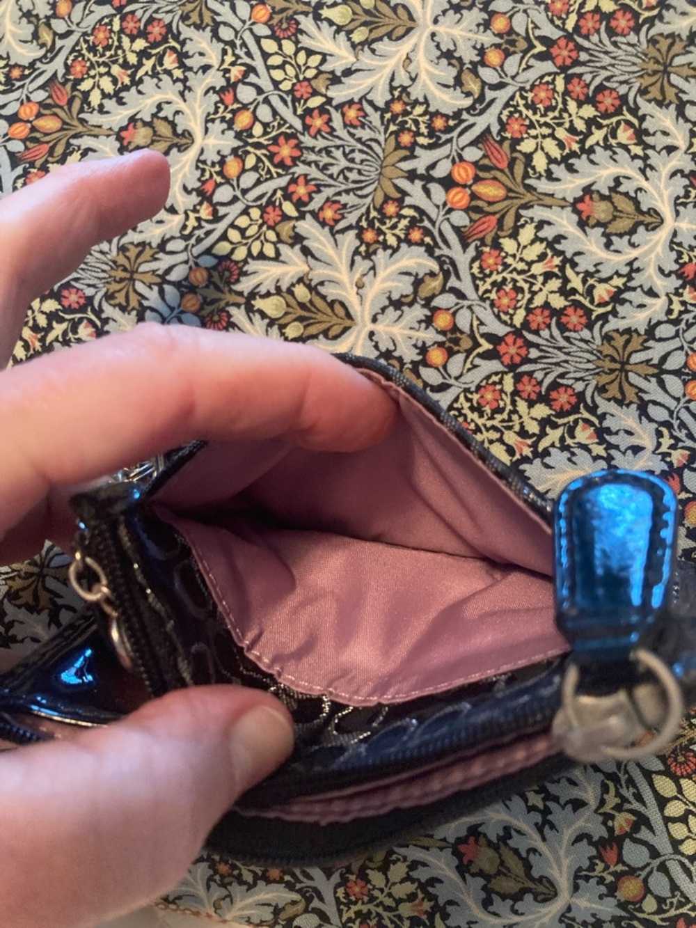 Coach Black Signature Card Case with Keyring - Picture 4 of 9